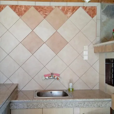 το πιθάρι 1 Apartment Tolofon
